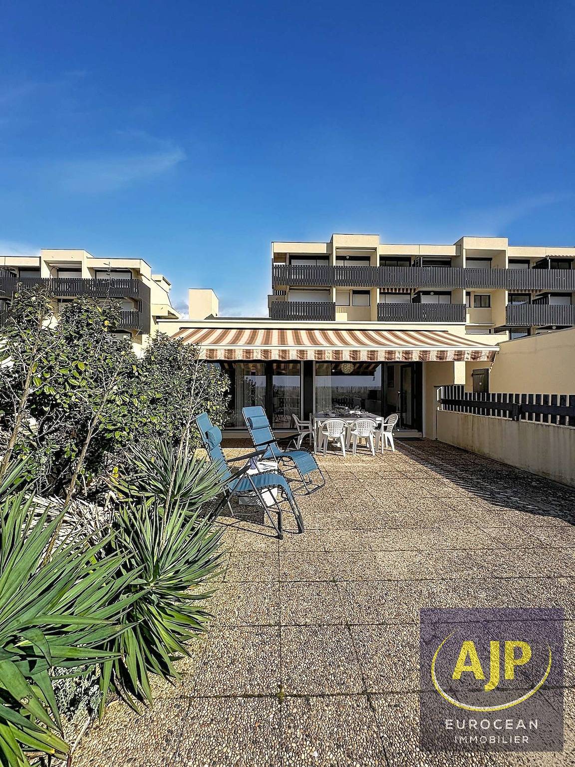 Apartamento vacacional entero, Apartment facing the ocean, on one level, for 2 to 4 people in Lacanau Ocean, Lacanau