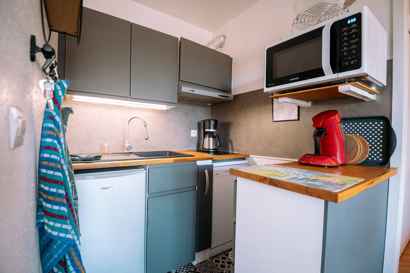 Ganze Wohnung, Apartment 'Bel Appartement Face Au Paleospace' mit Seeblick und Balkon in Villers-sur-Mer, Lisieux und Umgebung