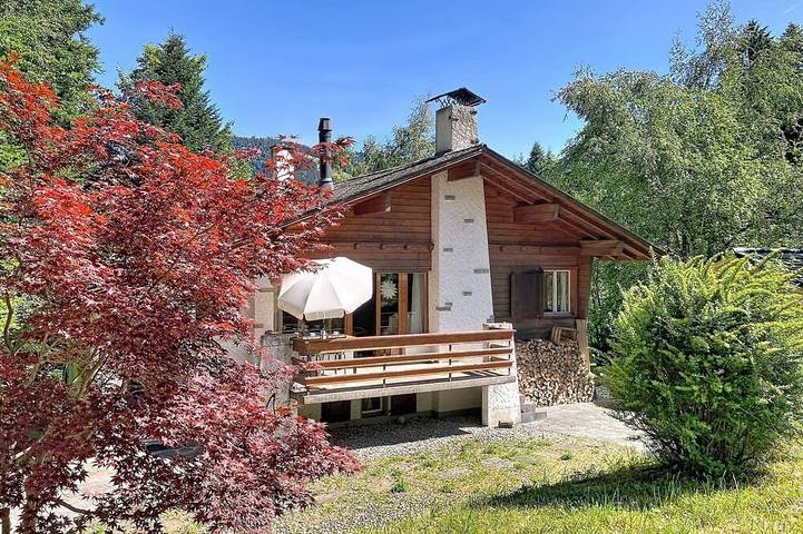 Location de vacances pour 8 personnes, avec Jardin à Châtel-Saint-Denis