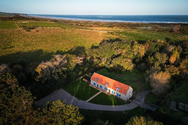 Le Petit Phare Gîte du Littoral in Tardinghen, Boulogne-sur-Mer region
