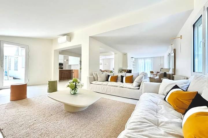 Villa pour 12 personnes, avec terrasse ainsi que piscine et jardin à Gujan-Mestras - 2