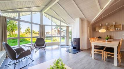 Ferienhaus mit Meerblick für 6 Personen, mit Sauna und Whirlpool sowie Garten in Travemünde