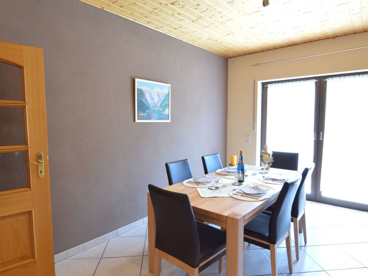 Ganze Wohnung, Familienausflug nach Lirstal in Lirstal, Vulkaneifel