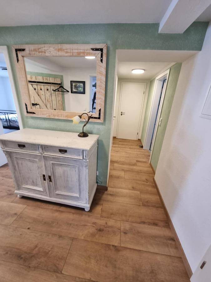 Ferienwohnung für 4 Personen, mit Terrasse und Garten sowie Ausblick in Longkamp - 3