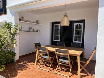 Ferienhaus in Es Mercadal, Menorcas Küste für 7 
