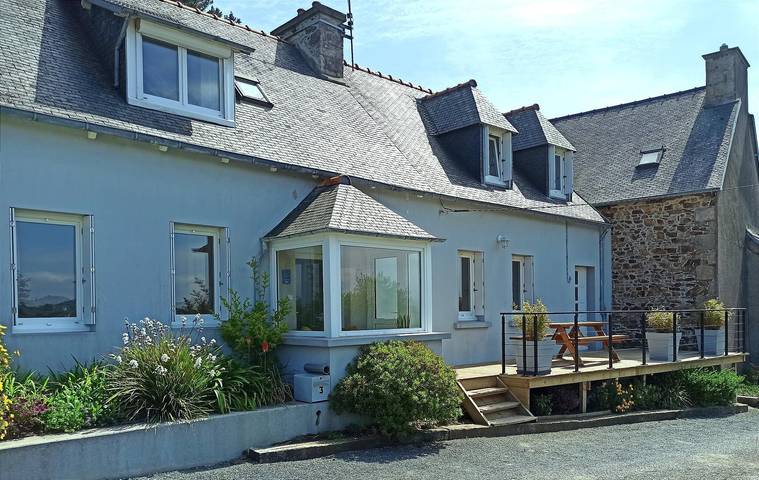 Gîte pour 4 personnes, avec terrasse et jardin à Ploubazlanec