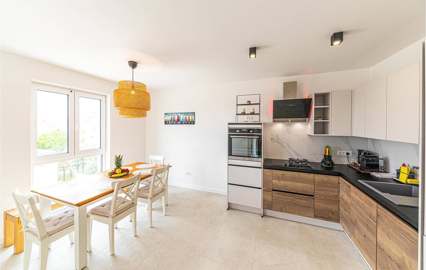 Ganze Ferienwohnung, Ferienwohnung für 6 Personen mit Pool in Kastel Novi, Kaštela