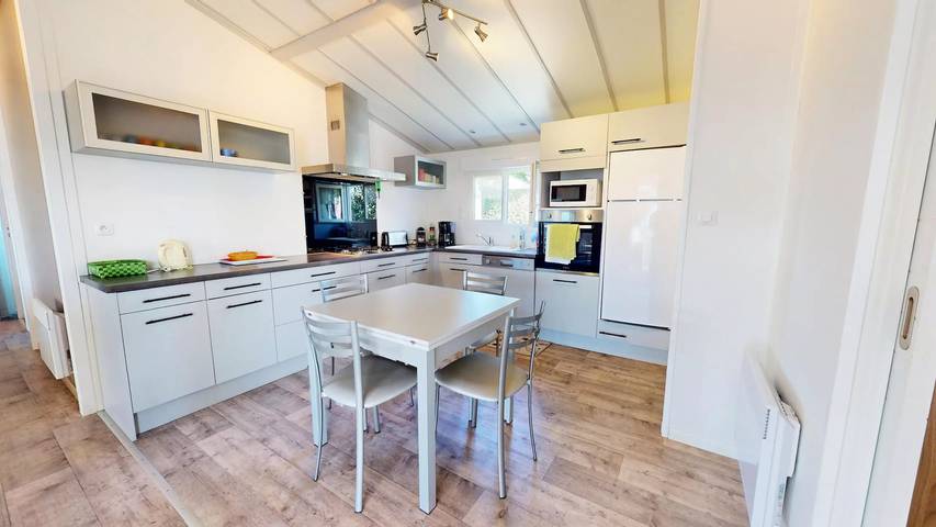 Camping pour 6 personnes, avec jardin à Brem-sur-Mer - 3