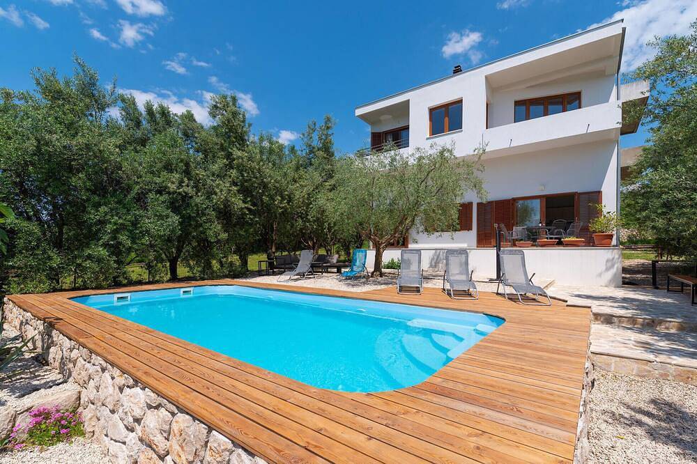 Nice home in Posedarje in Novigradsko More, Zadar
