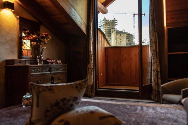 Gîte pour 4 personnes, avec terrasse et vue, animaux acceptés à Comune di Saint-Pierre - 2