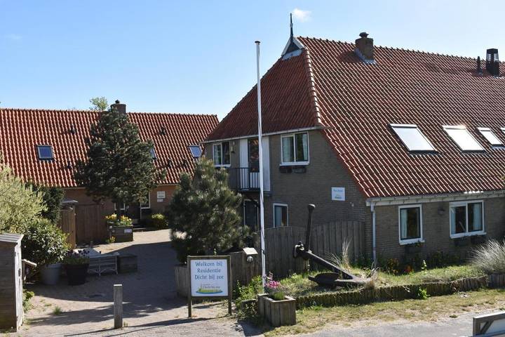 Hotel für 2 Personen, mit Terrasse und Garten in Oosterend