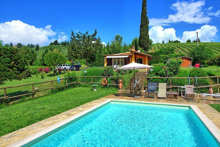 Villa per 4 persone, con Piscina in Chianti