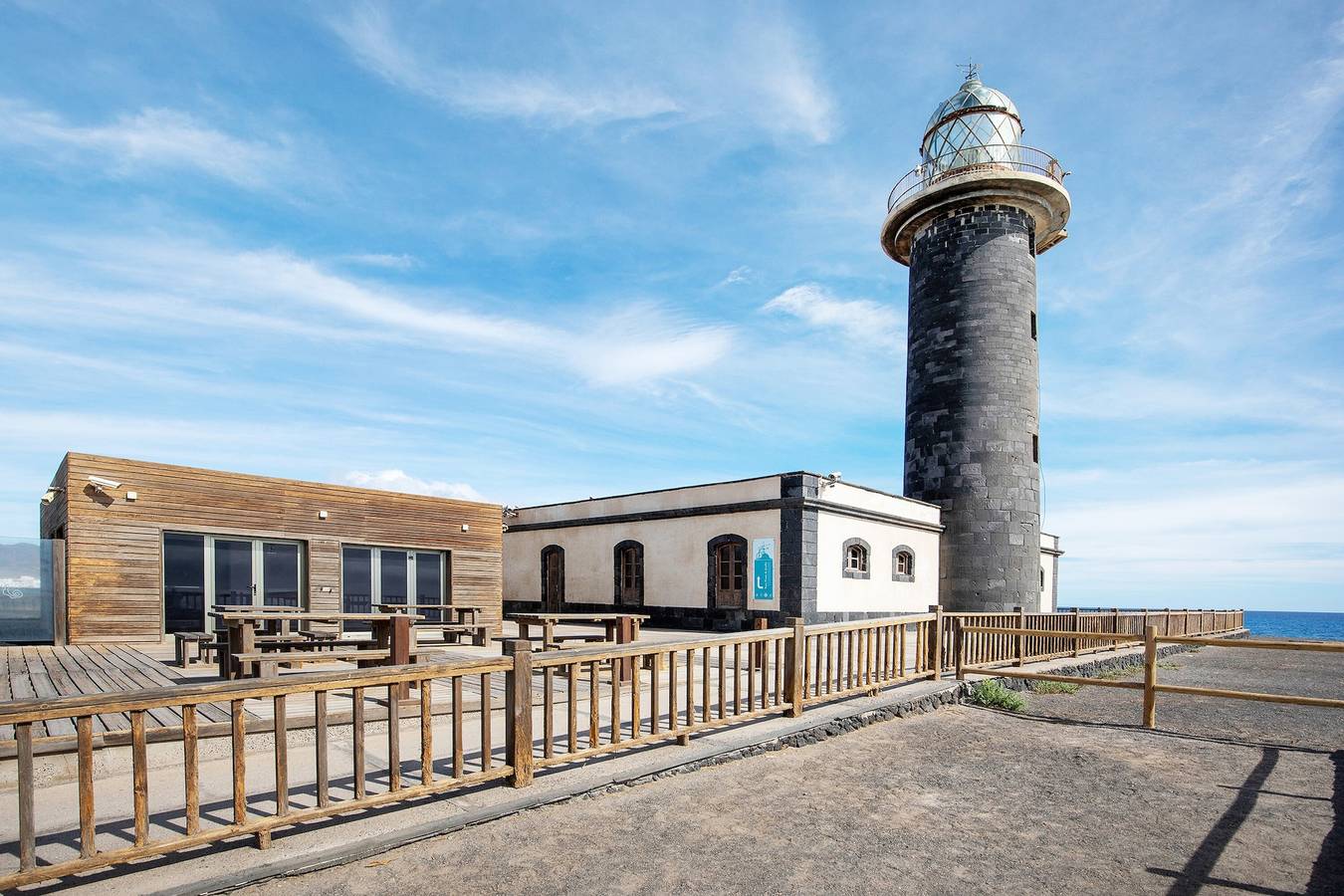 Vakantiehuis 'Casa Nostra' met Uitzicht op Zee, Terras & Wifi, foto 12