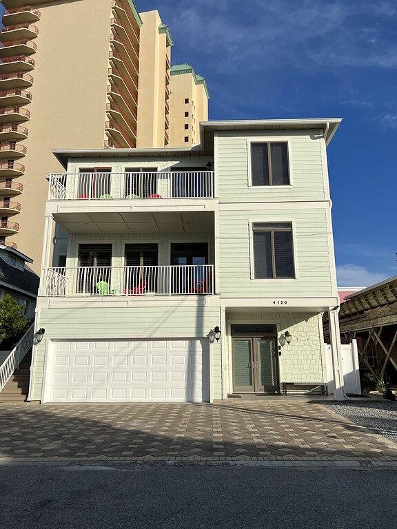 Vacation house for 23 people, with balcony in Panama City (Florida)