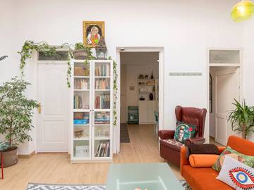 Vacation Rental for 6 Guests in Cadiz Old Town, Cádiz, Picture 3