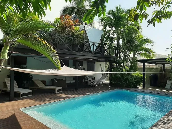 Apartamento de vacaciones para 3 personas, con jardín y piscina - 1