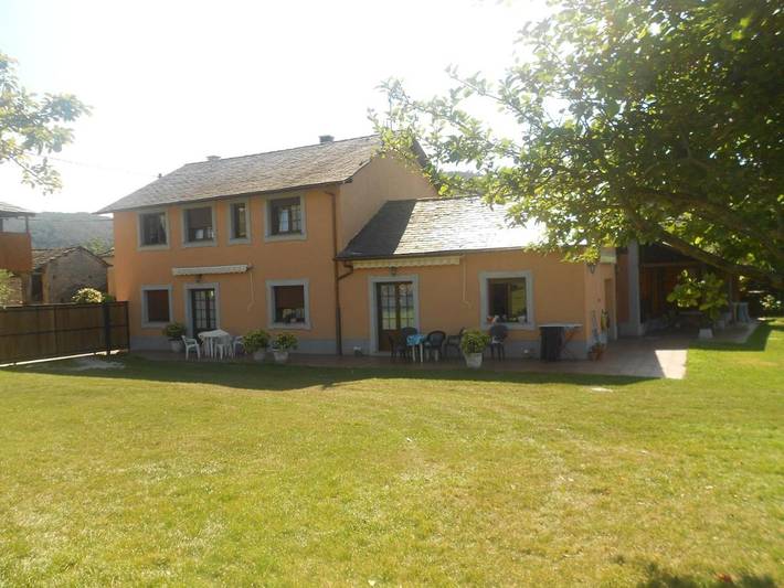 Casa rural para 4 personas, con vistas y jardín, Se admiten mascotas en Valdés  - 4