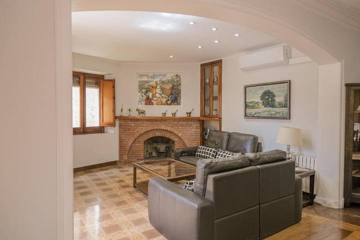 Location de vacances pour 10 personnes, avec vue et terrasse à Besalú - 4