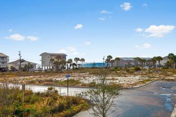 Vacation House for 12 Guests in Inlet Beach, Emerald Coast, Picture 2