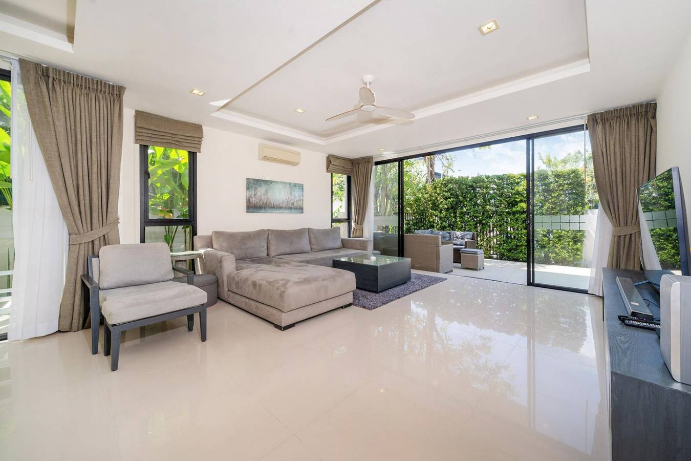 Lp101 - Private rooftop pool villa in Laguna for 9 people, near restaurants and shops in Phuket