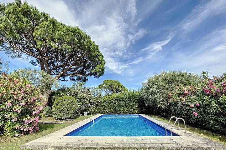 Maison de vacances pour 2 personnes, avec terrasse et jardin à Grasse