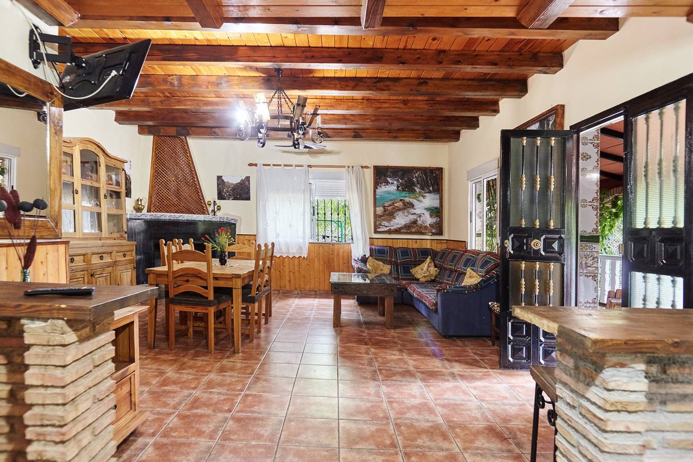 Finca 'Los Rosales' mit privatem Pool und privatem Garten in La Iruela, Sierras de Cazorla Segura Naturpark