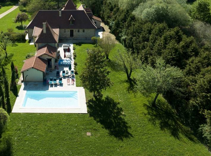 Villa pour 10 personnes, avec jardin ainsi que piscine et terrasse en Dordogne - 3
