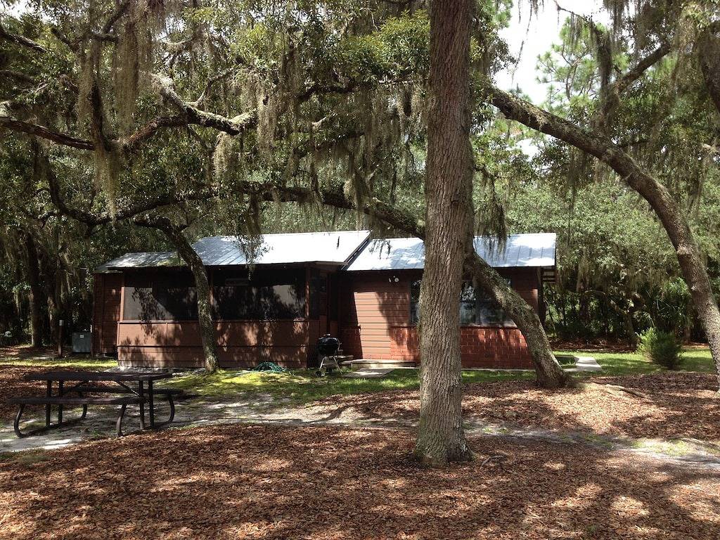 Lakefront Cottage in der Nähe von Forest & Cities mit Kanus, Grill und mehr! in Marion County (FL)