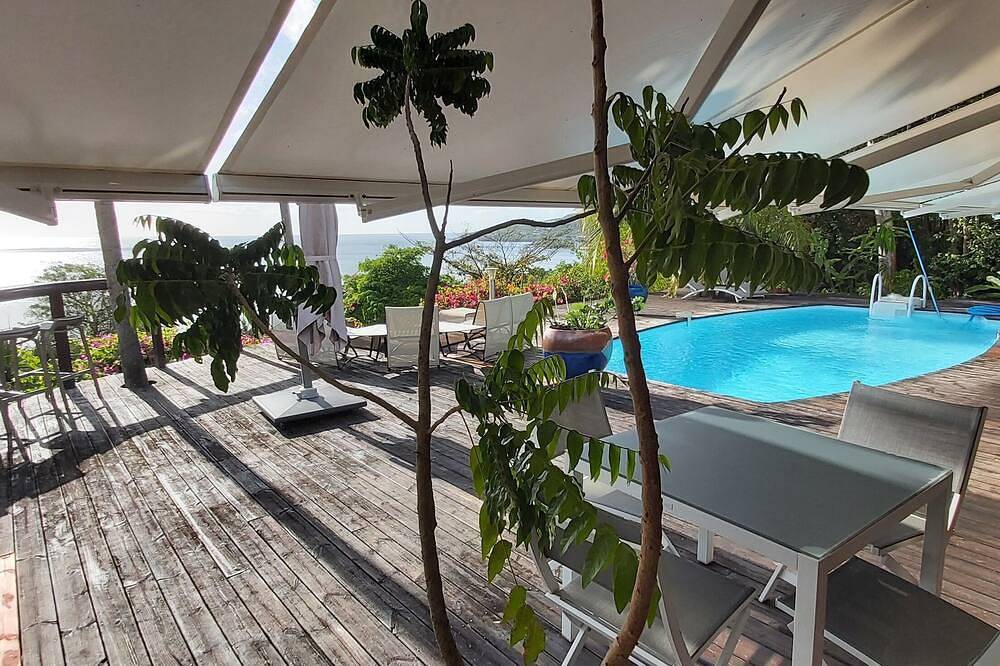 Villa Gwad' à Bâbord, exceptional view! in Pointe-Noire, Guadeloupe (Caribbean)