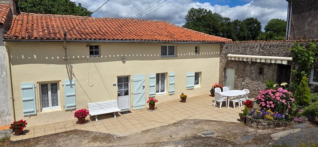 Ferienhaus 'La Marguerite ' mit Parkplatz, Terrasse und WLAN nahe Puy du Fou in Les Herbiers, Loire-Tal