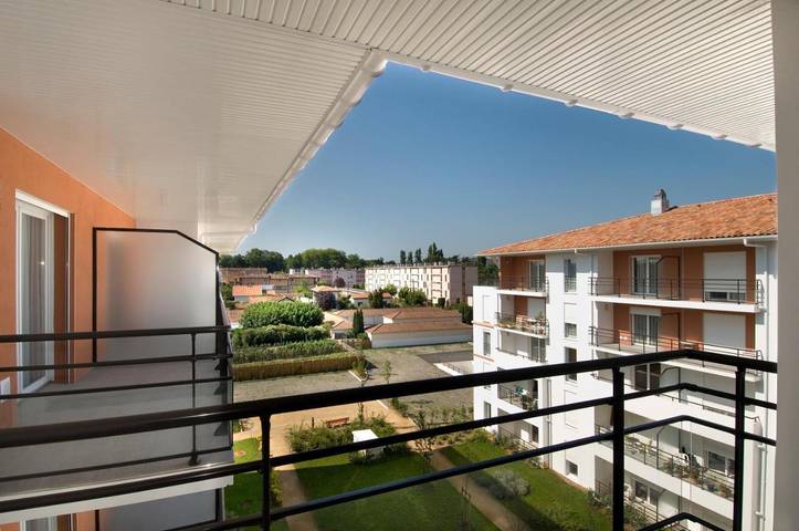 Location de vacances pour 2 personnes, avec jardin et piscine à Dax - 3