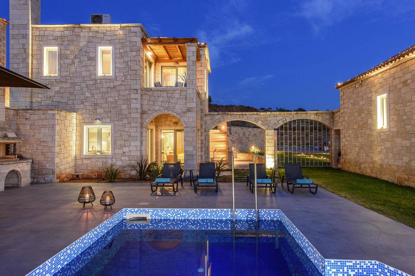 Villa met privé zwembad in Chersonissos in Iraklio-Heraklion en omgeving