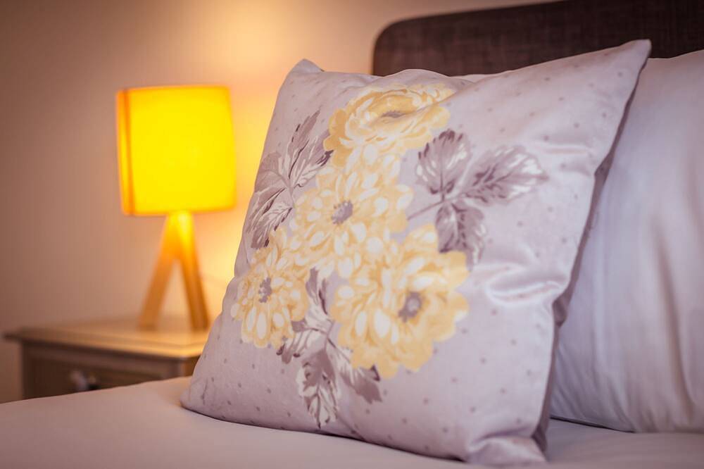 Geheel appartement, Beautiful Dawn - relax with stunning marina views in Eastbourne, East Sussex