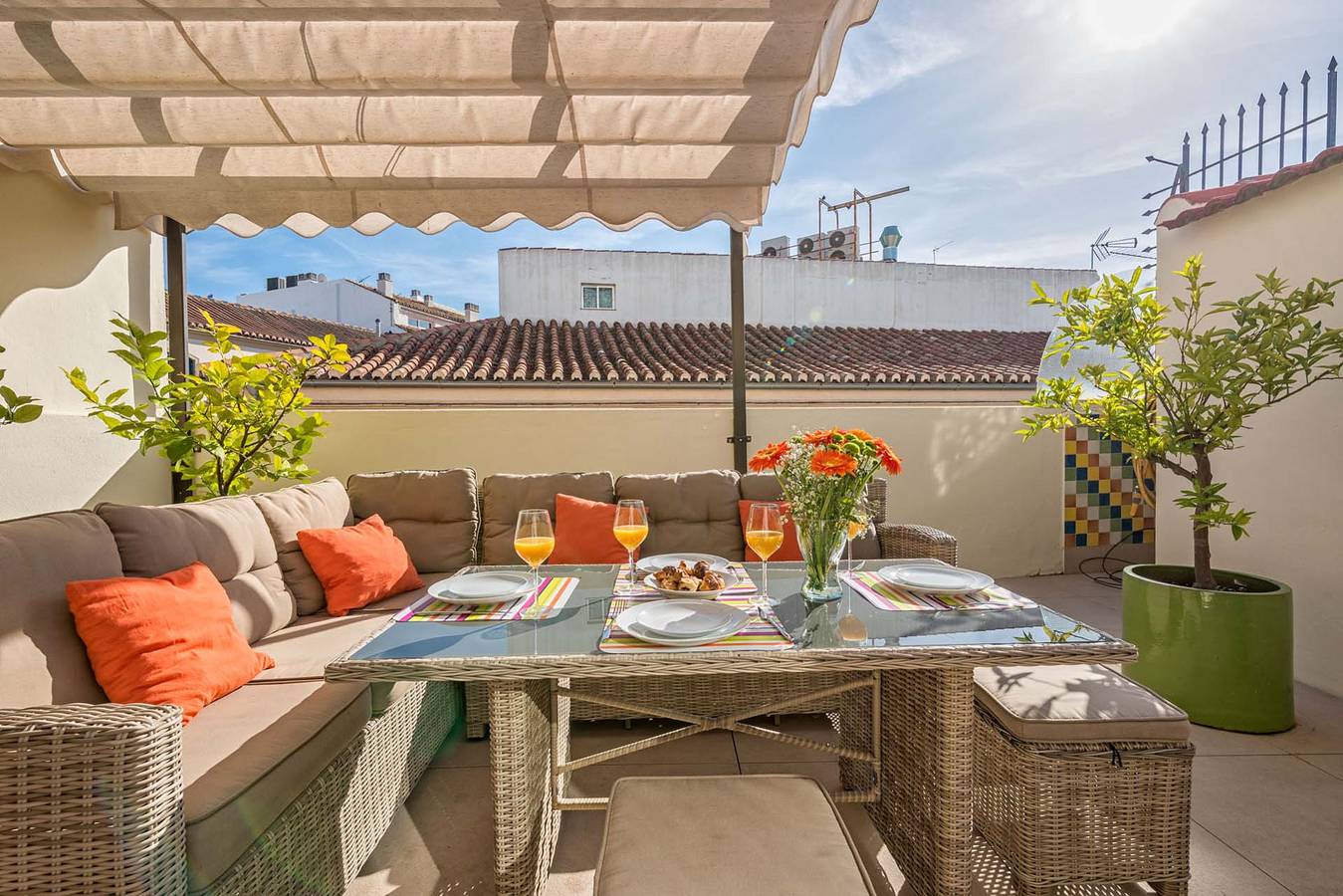 Entire apartment, Emma - Holiday Penthouse Malaga City in Malaga Centro Historico, Malaga