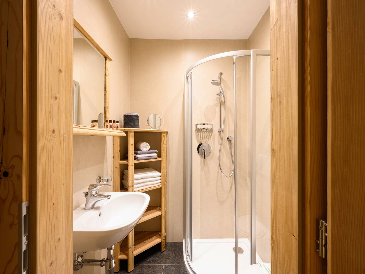 Apartamento vacacional entero, Appartement  1 "Nesthäkchen" in Innsbruck, Distrito de Innsbruck-Land