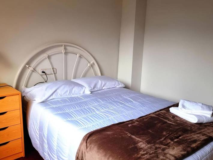 Apartamento entero, Apartamento de vacaciones para 6 personas con terraza in Viella, viella e mijaran