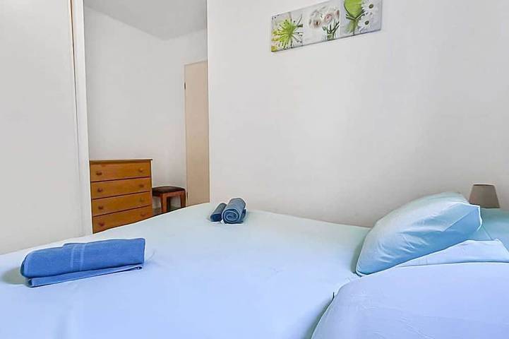 Location de vacances pour 8 personnes, avec piscine et jardin dans Golf de Saint-Thomas - 3