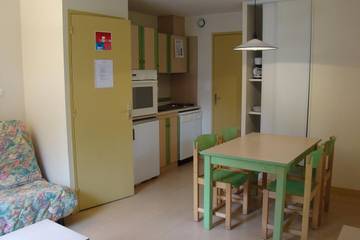 Gîte pour 2 Personnes dans Beaumont-du-Lac, Massif central, Photo 2