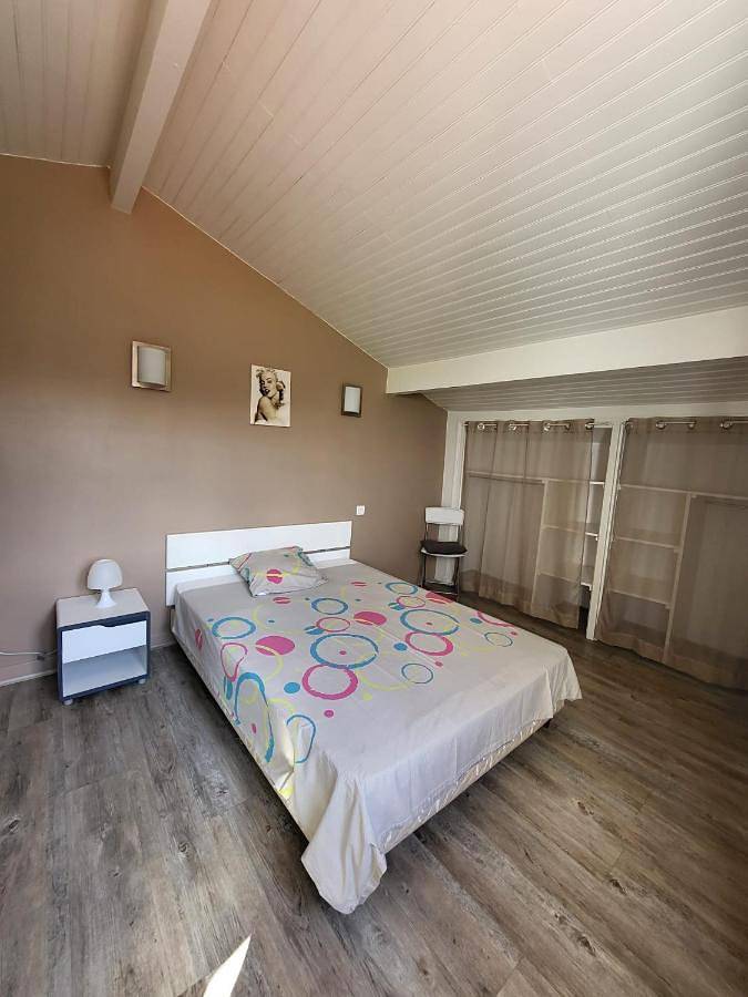 Gîte pour 4 personnes, avec vue ainsi que jardin et balcon à Hasparren - 3