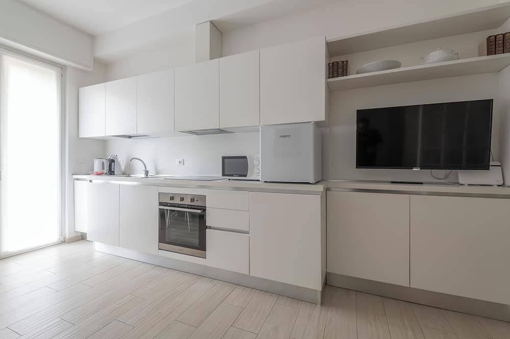 Appartamento intero, Grazioso monolocale con balcone a due passi dal mare e dal centro in Pesaro, Valle del Metauro