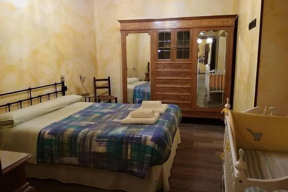 Gîte Lecea y Alianzas pour 5 personnes in San Millán, Chaîne Cantabrique