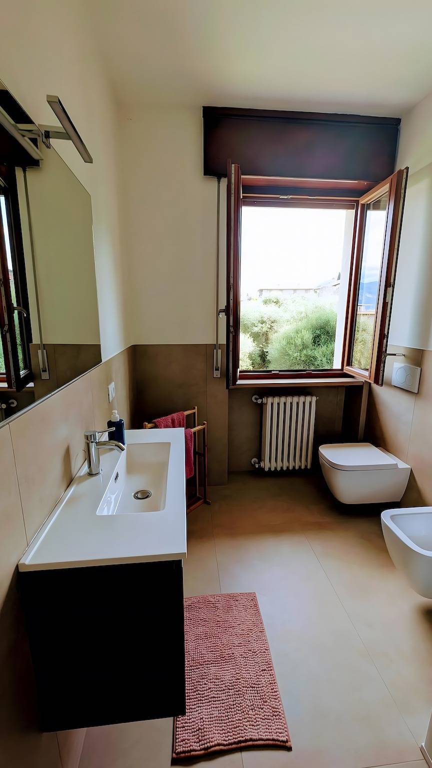Ganze Wohnung, Charmante Ferienwohnung am Gardasee in Torri del Benaco, Gardasee-Berge