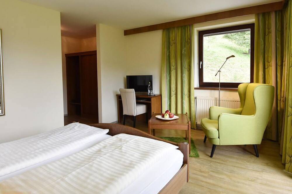 Wald-Einzelzimmer mit Dusche od. Bad,Wc - Hotel-Restaurant Stigenwirth in Krakauhintermühlen, Murau (Kreischberg)