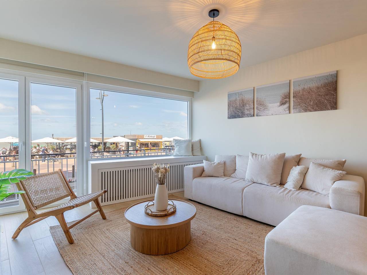 Ganze Wohnung, Schön renovierte Wohnung am Zeedijk in Blankenberge, Belgische Küste