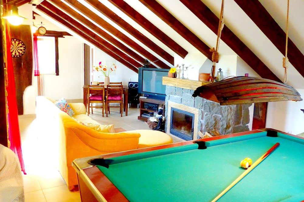 Ruhiger Ort auf dem Land. Hat alle Privatsphäre, die Sie in Ihrem Urlaub brauchen. in Donji Dolac, Dalmatinisches Zagora