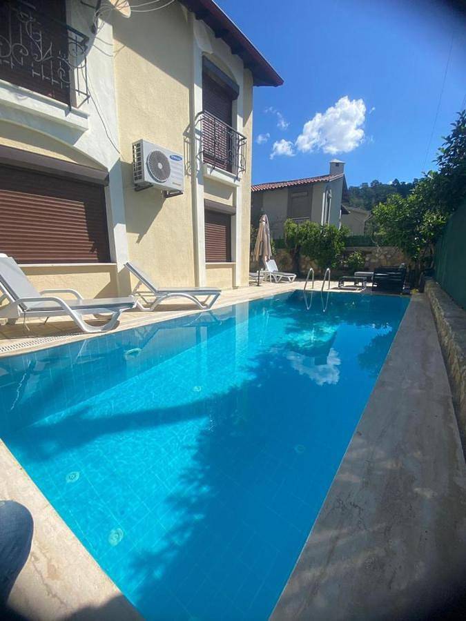 Villa pour 7 personnes, avec balcon ainsi que piscine et vue à Marmaris - 2