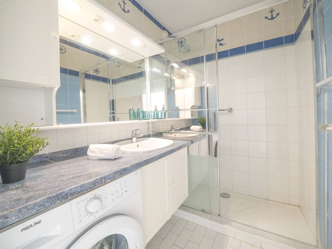 Appartement entier, Le Serpent de Mer in Port Camargue, Le Grau-du-Roi