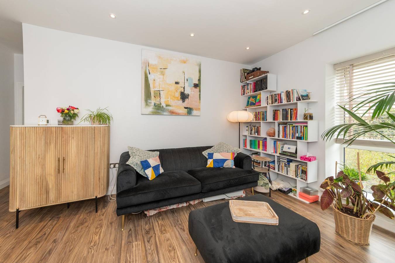 Apartamento entero, Brand-New Spacious Flat | For Business & Leisure - Pass the Keys in Reading, Berkshire