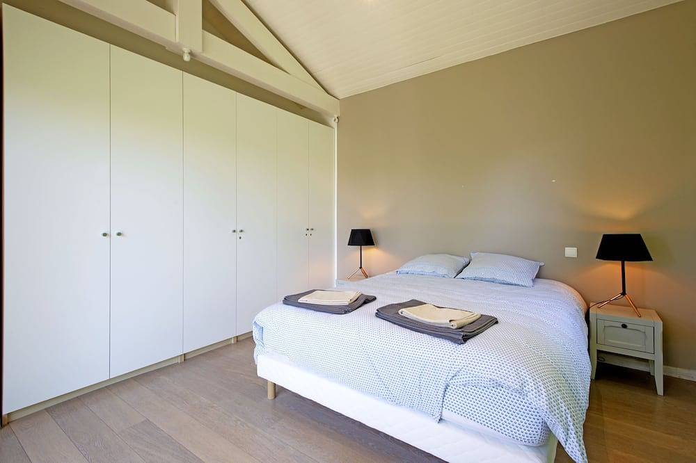 House w/ pool - 12 pers., quiet garden w/ stunning view on the Basque Country in Arcangues, Bayonne region