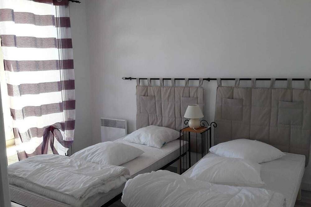 Appartement entier, Face à l'océan, 2 pièces au rez de chaussée proche du centre et  des commerces. in Saint-Brevin-les-Pins, Côte de Jade